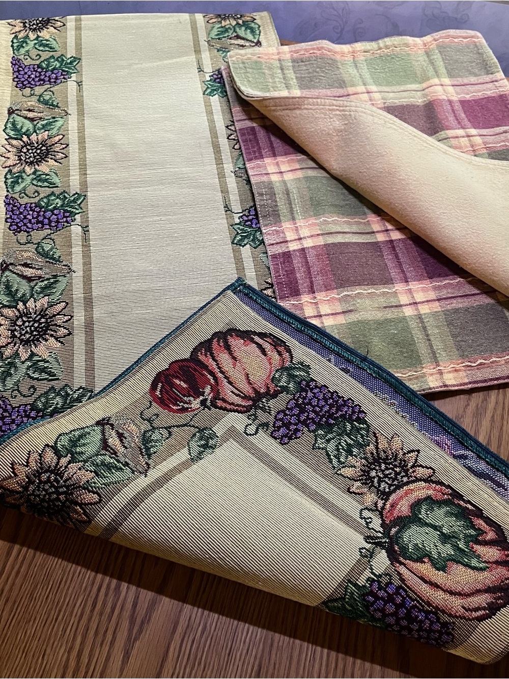 Floral & Grape Tapestry Runner with Burgundy Green Plaid Cloth Placemats